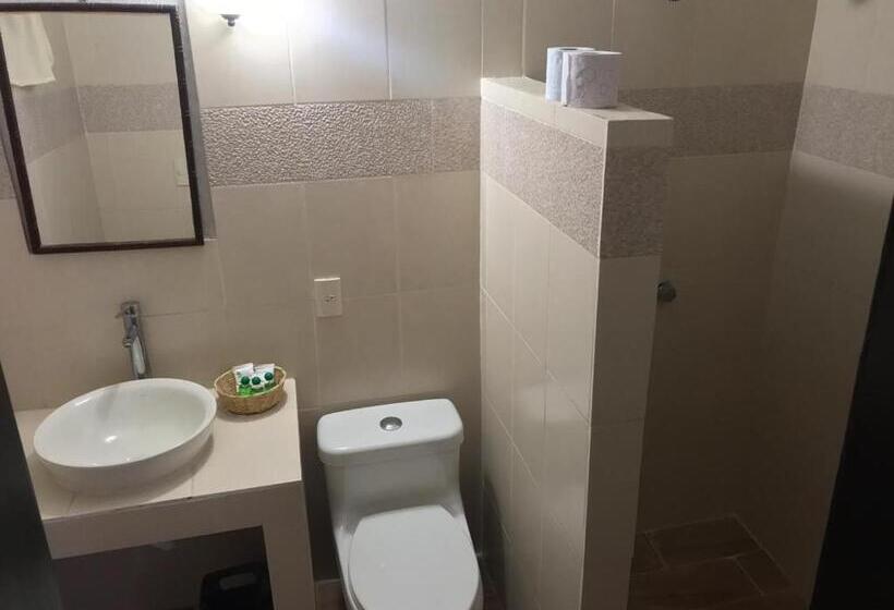 חדר סטנדרט שתי מיטות זוגיות, Yaxche