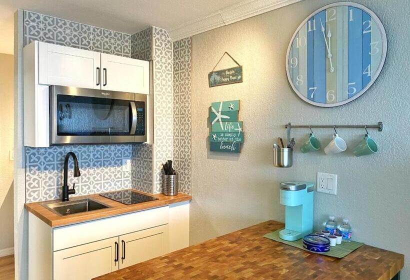 إستوديو قياسى سرير كينج, Castaways Resort Studios