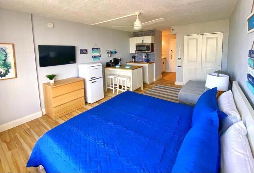 إستوديو قياسى مطل على البحر, Castaways Resort Studios