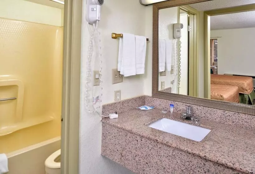 Standard-huone 2 Parivuodetta, Americas Best Value Inn Anderson, Sc