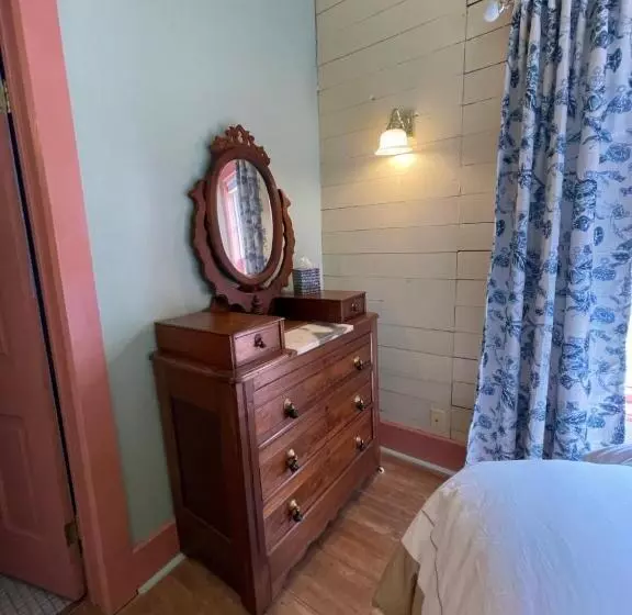 デラックスルーム, Carriage House Bed & Breakfast