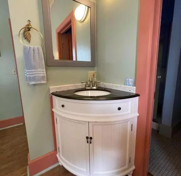 デラックスルーム, Carriage House Bed & Breakfast