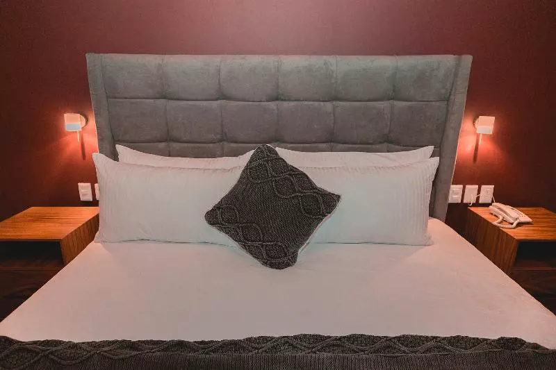 اتاق استاندارد, Centrella Hotel, A Kirkwood Collection