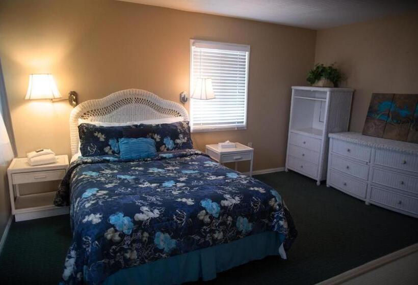 מיטת קינג בסוויטה, Cliff House Inn