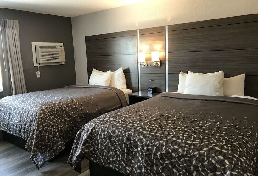 Номер Стандарт 2 Двуспальные Кровати, Hometown Inn