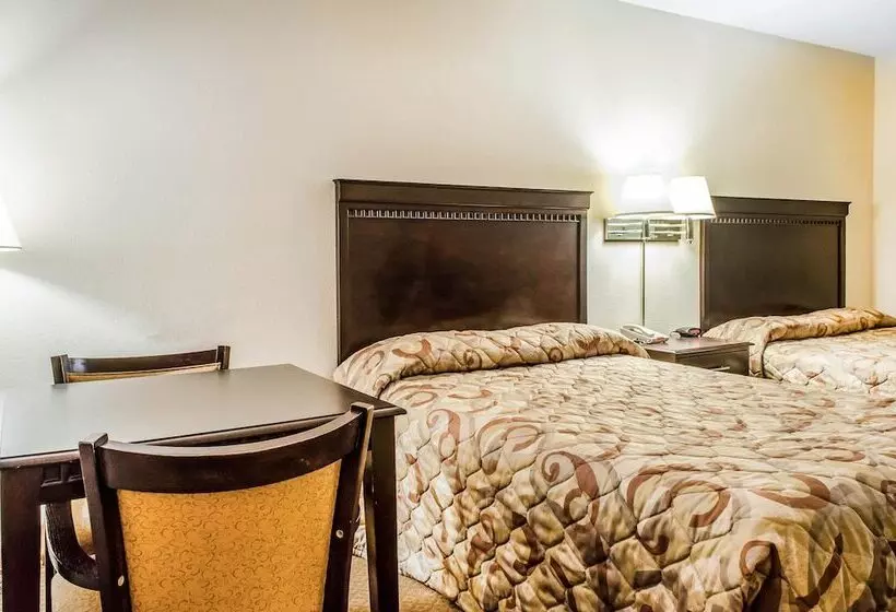 ２ダブルベッドのスタンダードルーム, Rodeway Inn Shippensburg