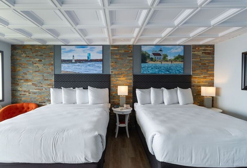 带2个双人床的标准工作室, Terrace Bay Hotel   Lakefront