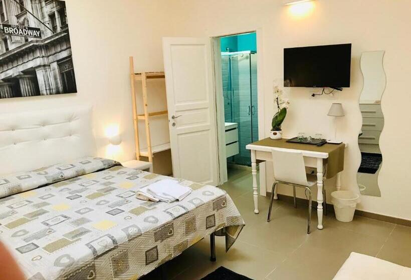 Pokój Trzyosobowy Comfort, Salento Levante