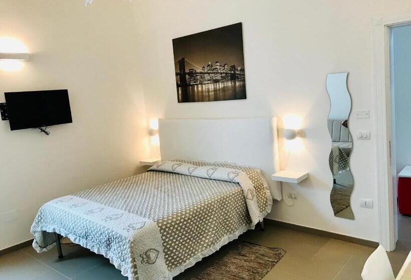 Pokój Trzyosobowy Comfort, Salento Levante