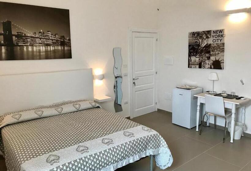 Pokój Trzyosobowy Comfort, Salento Levante