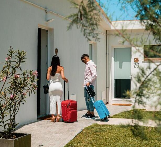 オーシャンビュースーペリアールーム, Lido Beach Phg