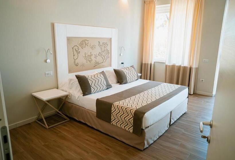 ジュニアスイート, Lido Beach Phg