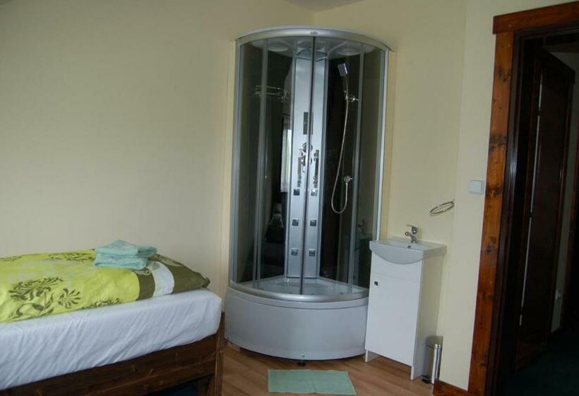 스탠다드 룸, Pudlov