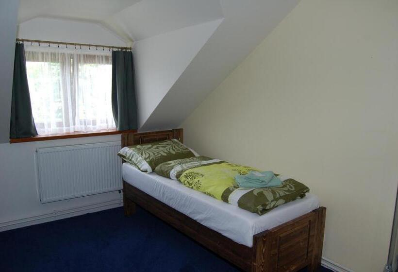 스탠다드 룸, Pudlov