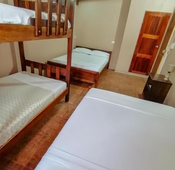 スーペリアールーム, Nice Place Hostel