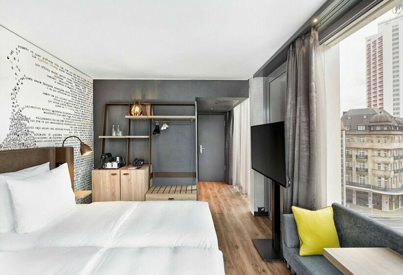Полулюкс, Hyperion Hotel Leipzig