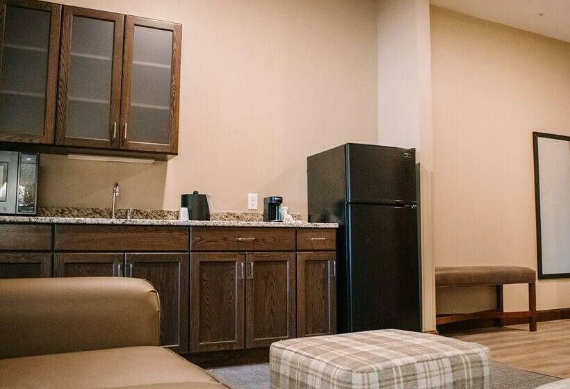 جناح سرير كينج, The Lodge At Mauston