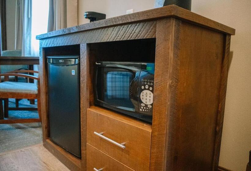 جناح سرير كينج, The Lodge At Mauston