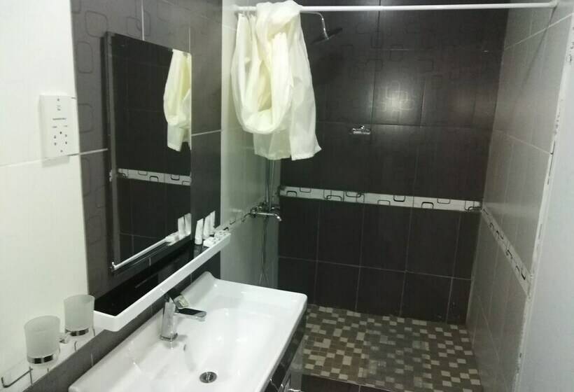 اتاق لوکس, Lalani Prestige Guesthouse