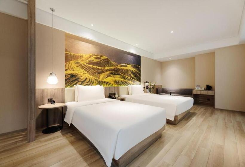 Номер Superior, Atour Hotel Nanning Nanhu Subway Station