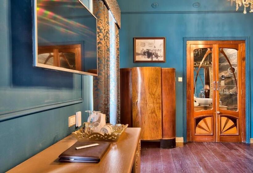اتاق استاندارد با تخت بزرگ, Julina Boutique Living