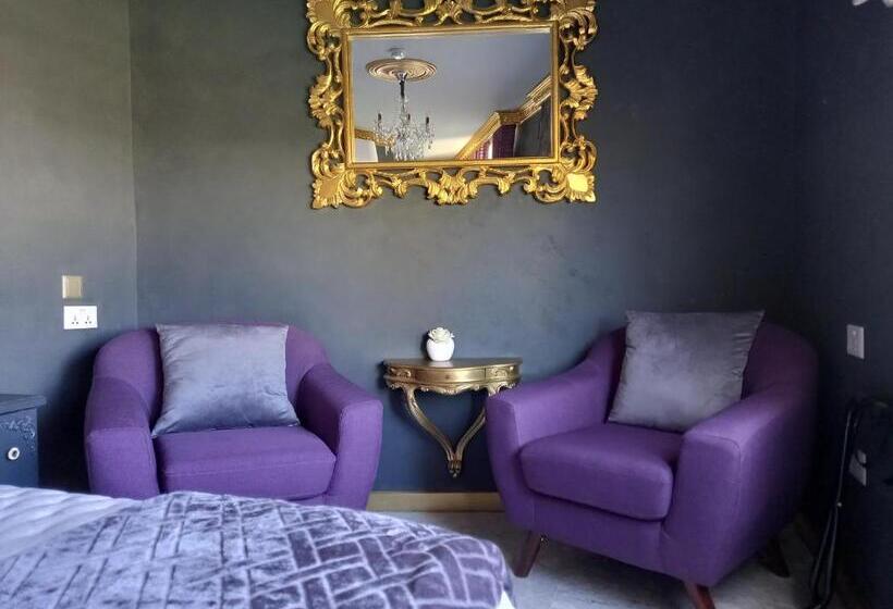 Suite with Terrace, Julina Boutique Living