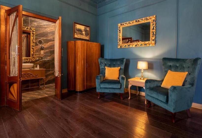 اتاق استاندارد با تخت بزرگ, Julina Boutique Living