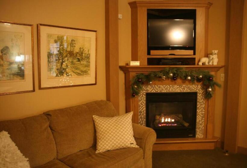 Люкс Deluxe Кровать Кинг, The Barn Inn Bed And Breakfast