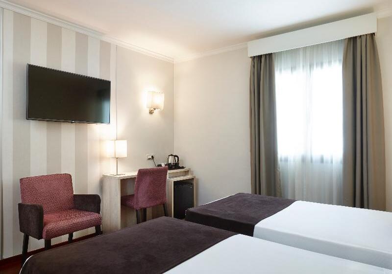 豪华三人间, Rest And Comfort Boutique