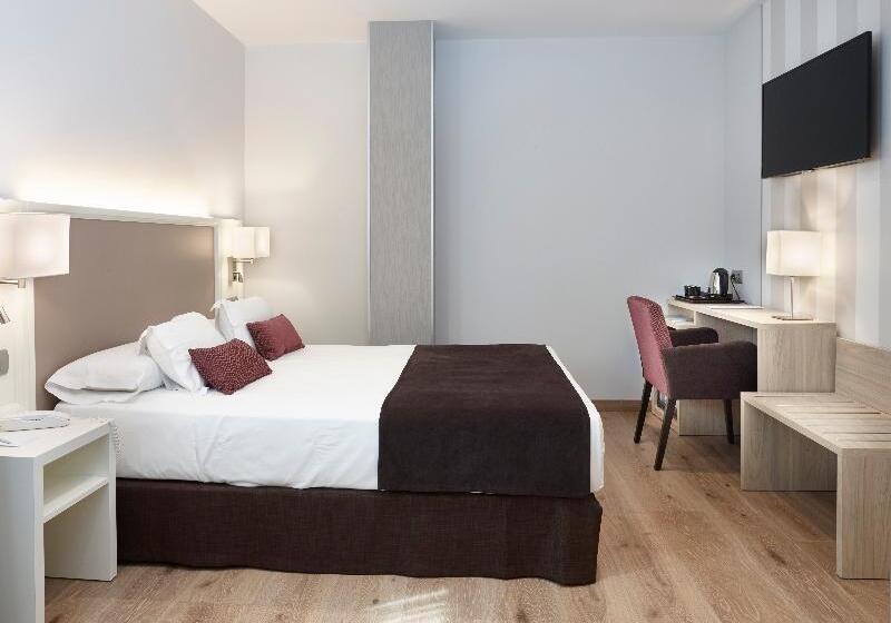 豪华三人间, Rest And Comfort Boutique