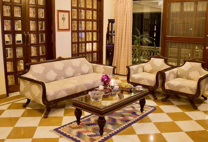 سوئیت پرزیدنت, Vatsalya Vihar   A Luxury Pool Villas Resort