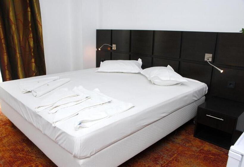 海景标准间带阳台, Mercur