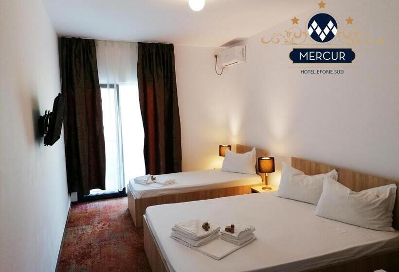 带阳台的三人标准间, Mercur