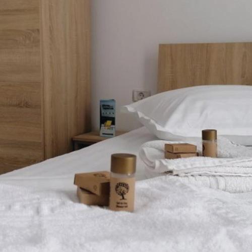 标准单人间, Mercur