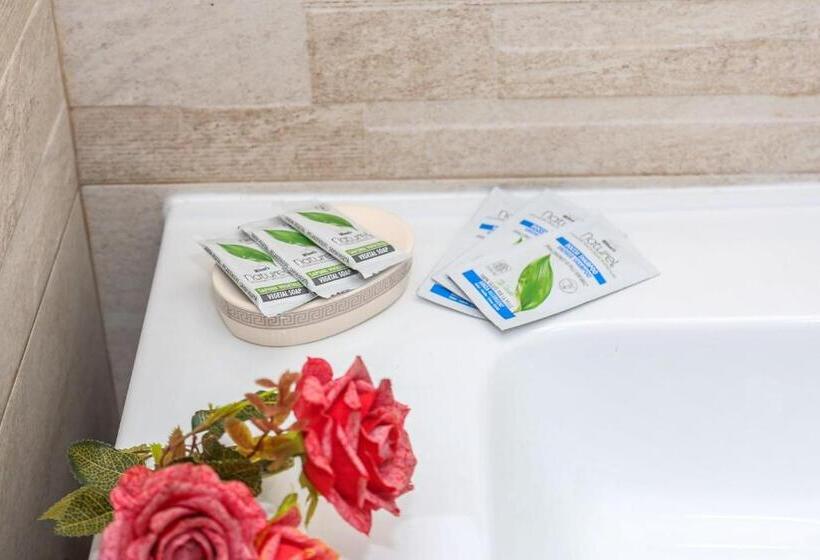 غرفة قياسية رباعية, Mar Y Sal