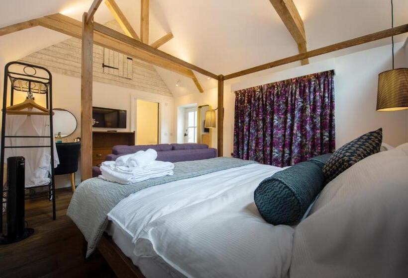 חדר דלוקס, The Withies Inn