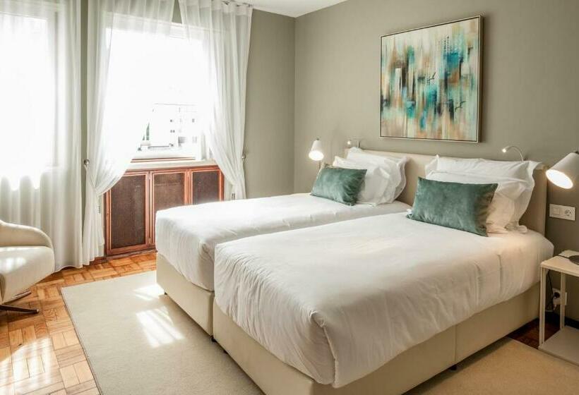 اتاق سوپریور, Luzeiros Suites