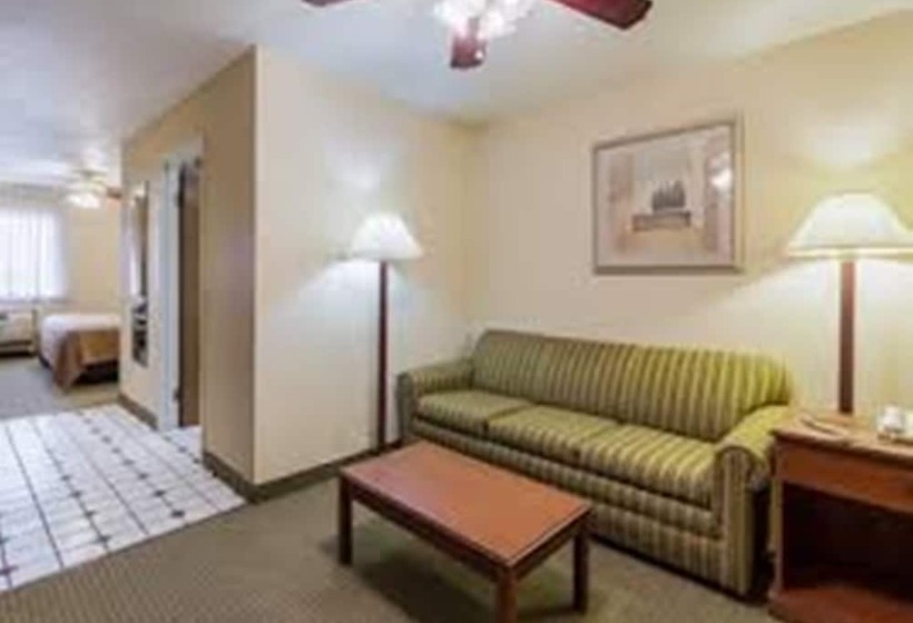 סוויטה, Baymont By Wyndham Omaha Sw