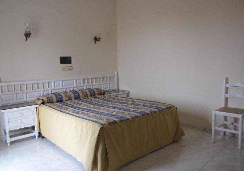 מיטת קינג בסוויטה, Best Western Plus Coeur D'alene Inn