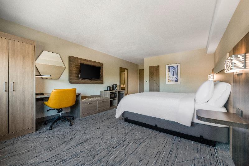 Стандартный Номер Кровать Кинг, Holiday Inn Express San Diego South   National City, An Ihg