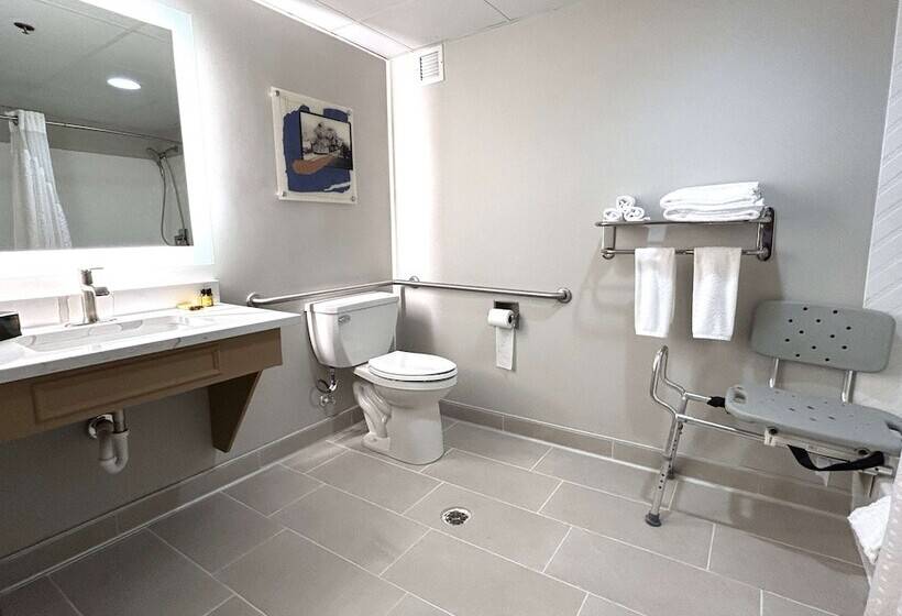 장애인을 위한 스위트, Best Western Plus Heritage Rail Inn & Suites