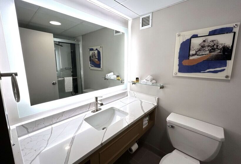 适合残疾人士使用的套间, Best Western Plus Heritage Rail Inn & Suites