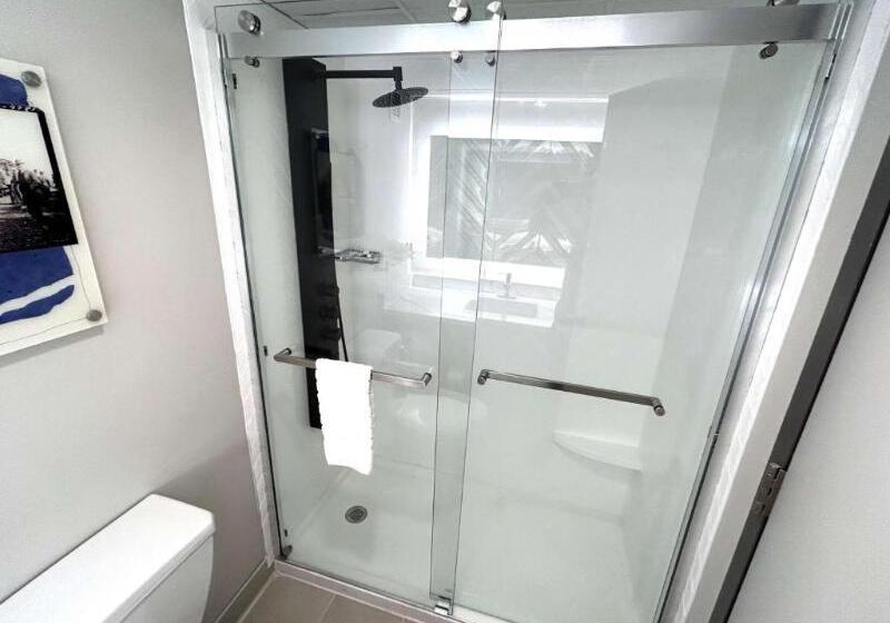 스탠다드 룸 킹사이즈 침대, Best Western Plus Heritage Rail Inn & Suites