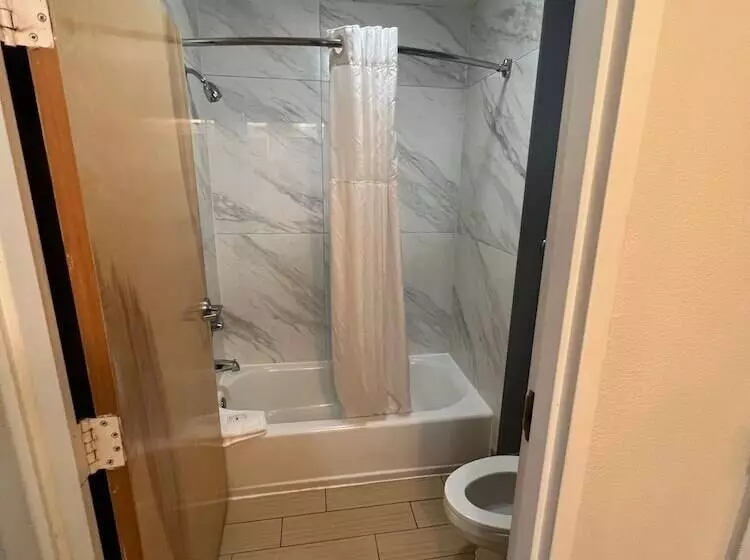 اتاق استاندارد با 2 تخت دوبل, Quality Inn Richmond Airport