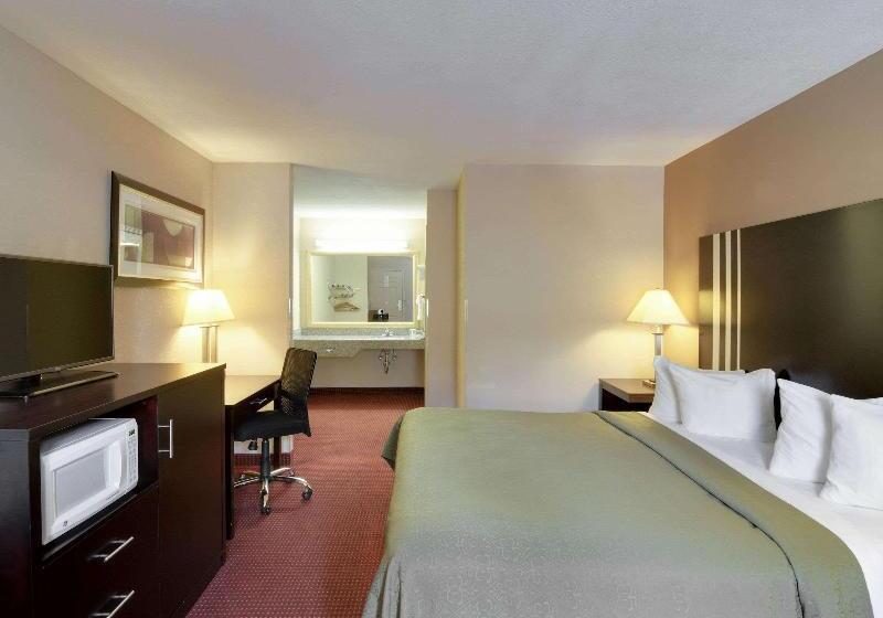 غرفة قياسية سرير كينج, Quality Inn & Suites Clarksville