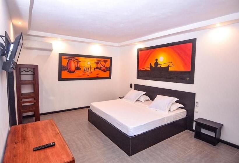 اتاق استاندارد با تخت بزرگ, La Bombonera