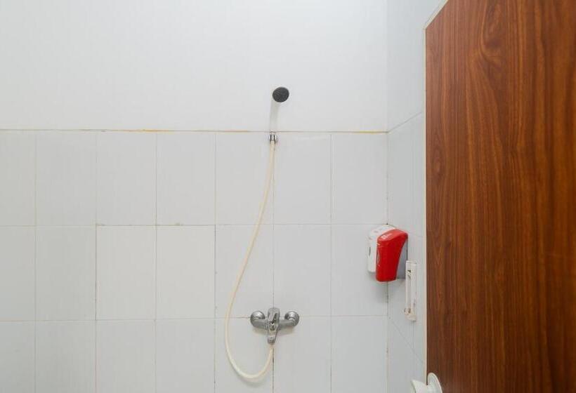 标准间, Reddoorz Near Taman Krida Budaya Malang