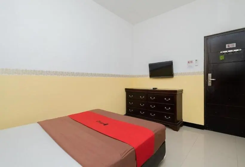 スタンダードルーム, Reddoorz Near Taman Krida Budaya Malang