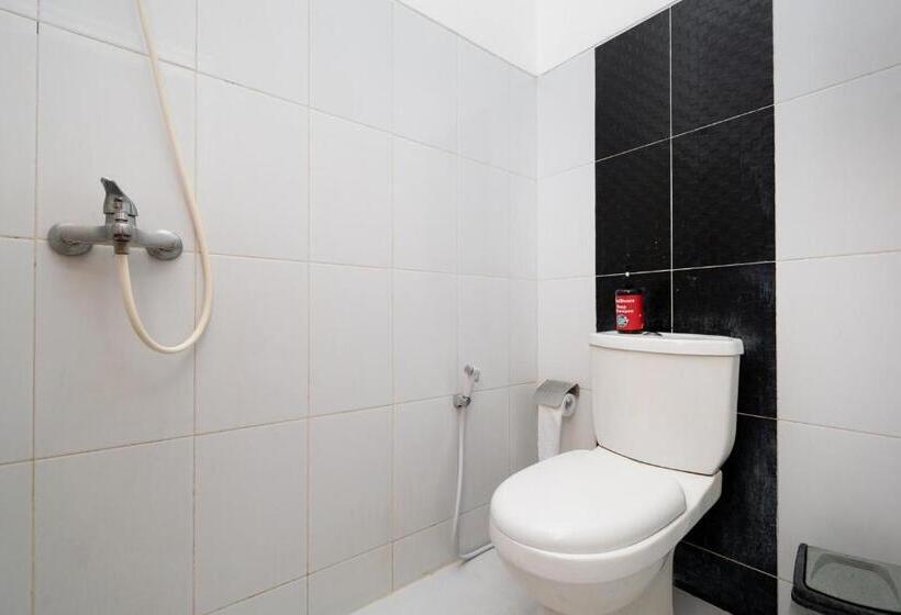 标准间, Reddoorz Near Taman Krida Budaya Malang