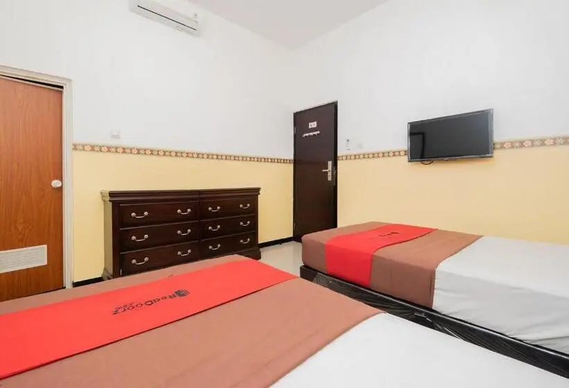 スタンダードルーム, Reddoorz Near Taman Krida Budaya Malang